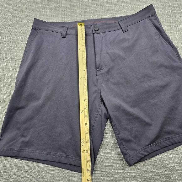 Rhone Shorts Mens 38 Gray Chino Performance 8 Inseam Casual Summer Golf - Picture 4 of 9